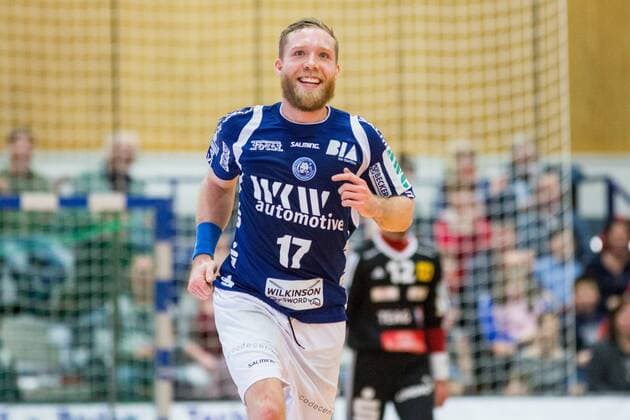 Torjubel Jan Artmann 17 Bergischer HC Bergischer HC vs ThSV Eisenach Handball 2 Bundesliga 17 03 18 Solingen NRW Germany Klingenhalle Copyright: xcdnx