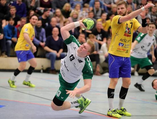 2 HBL HJSG Constance DJK Rimpar Woelfe 28 32 Patrick Gempp RIM throwing right Mathias Riedel KON Konstanz Copyright: xPeterxPisax Eibner-Pressefotox EP_ppa