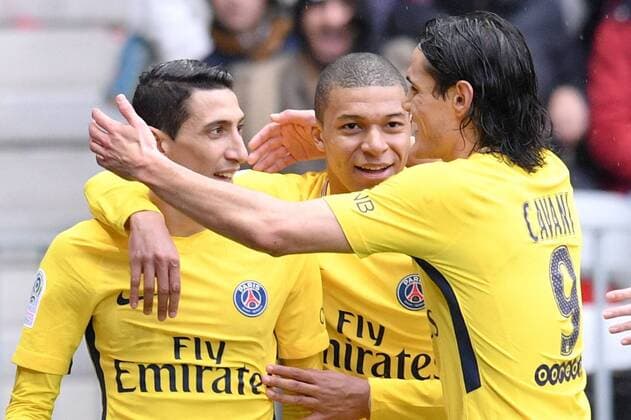 Fußball, OGC Nizza - Paris St. Germain 11 ANGEL DI MARIA (PSG) - 09 EDINSON CAVANI (PSG) - 29 KYLIAN MBAPPE (PSG) - JOIE FOOTBALL : Nice vs Paris SG - Ligue 1 Conforama - 18 03 2018 FEP Panoramic 