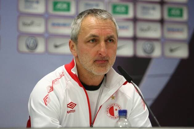 VfL vs Slavia Prague CL Womens preliminary reports PK Wolfsburg Germany 21 03 2018 FOOTBALL VfL Wolfsburg vs. Slavia Prague Press Conference Quarter-final UEFA Womens Champions League Season 2017 18 Image shows head coach Pavel Medynsky Slavia Prague during the press conference Wolfsburg