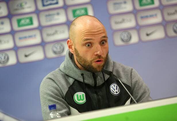 VfL vs Slavia Prag CL Womens preliminary reports PK Wolfsburg Germany 21 03 2018 FOOTBALL VfL Wolfsburg vs. Slavia Prague Press Conference Quarter-final UEFA Womens Champions League Season 2017 18 Image shows head coach Stephan Lerch VfL Wolfsburg during the press conference Wolfsburg