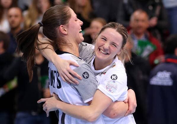 BAU 21 03 2018 Stuttgart Handball Women Germany vs Spain v l Xenia Smits and Franziska Müller GER are happy about the victory