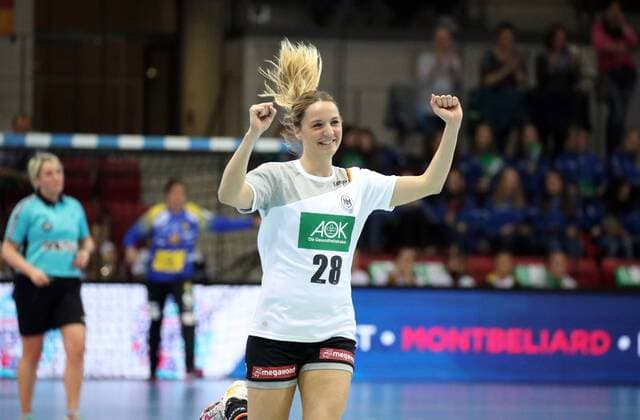 Handball Women DHB Germany Spain Germany Stuttgart 21 03 2018 Handball World Cup Women DHB Germany Spain Franziska Müller Germany
