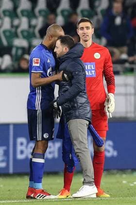 Naldo FC Schalke 04 Manager Domenico Tedesco FC Schalke 04 Goalkeeper Koen Casteels VfL Wolfsburg 1 Soccer Bundesliga Season 2017 2018 VfL Wolfsburg vs FC Schalke 04 at the Volkswagen Arena in Wolfsburg Germany Football Men Men 17 03 2018