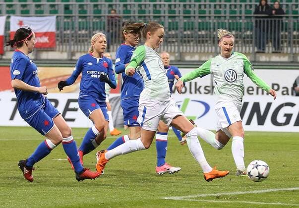 VfL Women vs Prague Womens Football Champions League Quarterfinals VfL Wolfsburg vs Slavia Prague AOK stadium picture shows Lara Dickenmann VfL 21 Wolfsburg