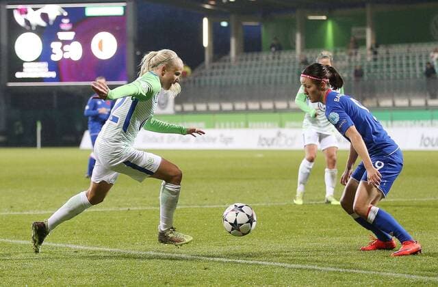 VfL Women vs Prague Womens Football Champions League Quarterfinals VfL Wolfsburg vs Slavia Prague AOK stadium picture shows Pernille Harder VfL 22 Wolfsburg