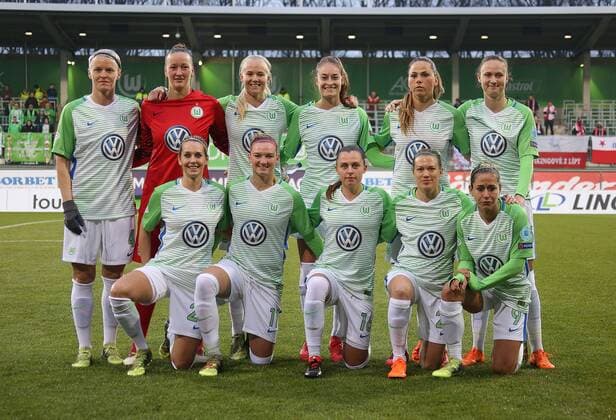 VfL Women vs Prague Womens Football Champions League Quarterfinals VfL Wolfsburg vs Slavia Prague AOK Stadium Image shows The team of VfL Wolfsburg