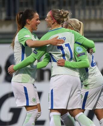 VfL Women vs Prague Womens Football Champions League Quarter-Finals VfL Wolfsburg vs Slavia Prague AOK Stadium Image shows rejoicing after scoring the 1 0 by Pernille Harder VfL 22 Wolfsburg