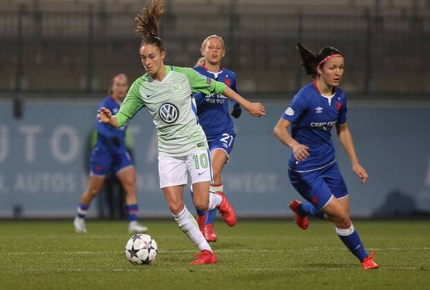 VfL Women vs Prague Womens Football Champions League quarter-finals VfL Wolfsburg vs Slavia Prague AOK stadium picture shows Tessa Wullaert VfL 10 Wolfsburg