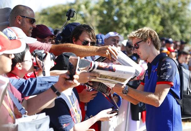 Motorsports: FIA Formula One World Championship WM Weltmeisterschaft 2018, Melbourne, Victoria : Motorsports: Formula 1 2018 Rolex Australian Grand Prix, , 28 Brendon Hartley (NZL Toro Rosso, Ferrari) , Melbourne Australia