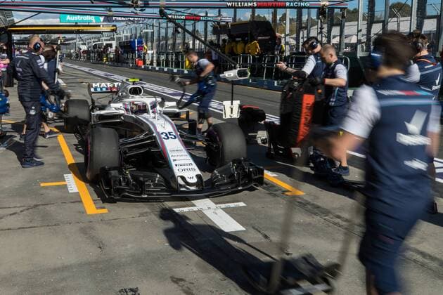 Sergei Sirotkin Williams Martini Racing at the box Grand Prix of Australia 2018 free practice Motorsport Formula 1 23 03 2018 Melbourne Copyright: xIllman Eibner-Pressefotox Ep_eer
