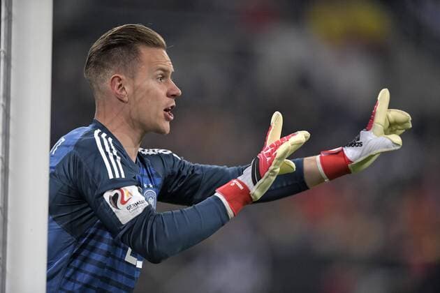 23 03 2018 Soccer International Match Germany Spain in the ESPRIT Arena Düsseldorf Goalkeeper Marc Andre ter Stegen Germany gives instructions
