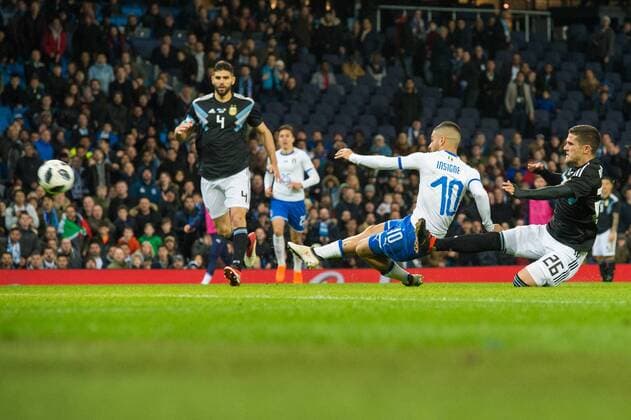 Argentina v Italy International Friendly L?nderspiel Lorenzo Insigne of Italy with a shot on goal during the International Friendly match at the Etihad Stadium, Manchester Content Not Available For UK Newspapers Copyright: xMattxWilkinsonx FIL-11536-0048