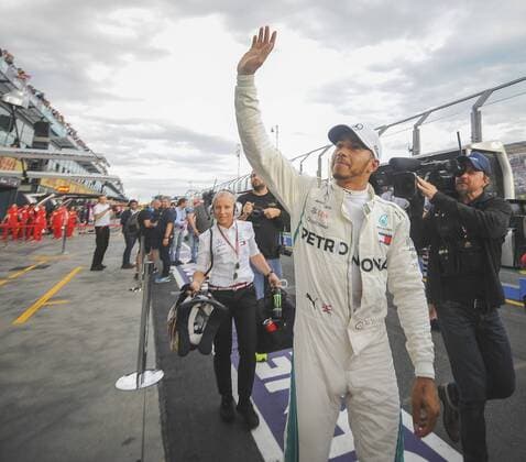 24th March 2018, Melbourne Grand Prix Circuit, Melbourne, Australia; Melbourne Formula One Grand Prix, qualifying; Lewis Hamilton (Great Britain) of Mercedes AMG Petronas F1 Team Mercedes smiles after claiming pole position  ActionPlus12004737