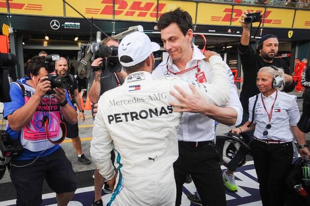 24th March 2018, Melbourne Grand Prix Circuit, Melbourne, Australia; Melbourne Formula One Grand Prix, qualifying; Lewis Hamilton (Great Britain) of Mercedes AMG Petronas F1 Team Mercedes is congratulated by Executive Director of Mercedes AMG Petronas Formula One Team, Toto Wolff  ActionPlus12004741