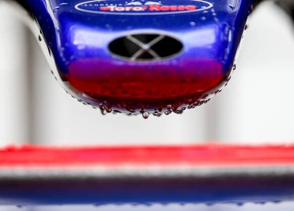 Bilder des Tages - SPORT Motorsports: FIA Formula One World Championship WM Weltmeisterschaft 2018, Melbourne, Victoria : Motorsports: Formula 1 2018 Rolex Australian Grand Prix, Torro Rosso Melbourne Australia