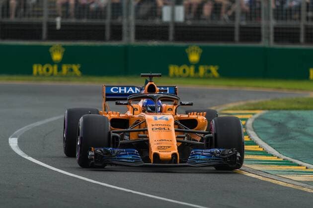 Fernando Alonso McLaren Honda with his car on the track Grand Prix of Australia 2018 Race Motorsport Formula 1 24 03 2018 Melbourne Copyright: xIllman Eibner-Pressefotox EP_eer