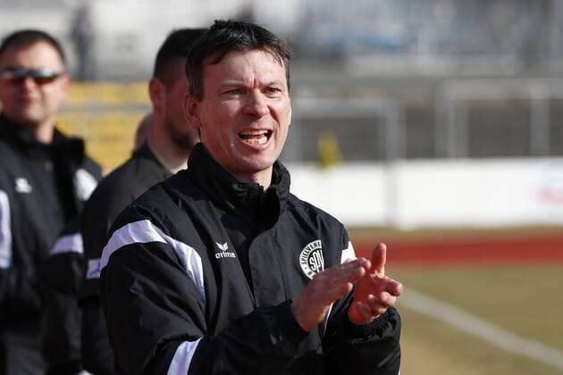 Soccer 29 Gameday Regional League Bayern at Hans Walter Wild Stadium in Bayreuth season 2017 2018 SpVgg Bayreuth v FC Augsburg II SpVgg Oberfranken Bayreuth coach Christian Stadler