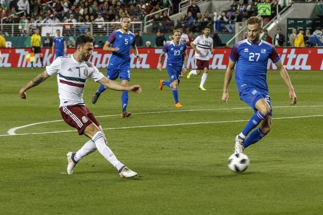 SANTA CLARA, CA - MARCH 23: Mexico Defender Miguel Layun (7) shoots and scores during the second half of the international match Länderspiel between Mexico and Iceland on Friday, March 23, 2018 at Levi s Stadium in Santa Clara, CA. Final Score: Mexico-3, Iceland-0. (Photo by Allan Hamilton Icon Sportswire) SOCCER: MAR 23 Mexico v Iceland Icon18032317 EDITORIAL USE ONLY