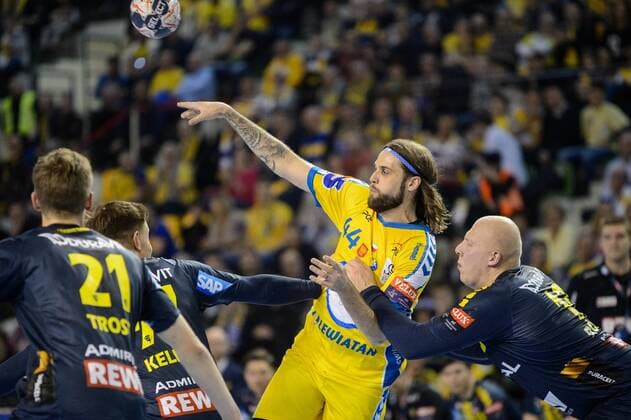 2018.03.24 Kielce Pilka reczna mezczyzn Liga Mistrzow sezon 2017 2018 PGE Vive Kielce - Rhein-Neckar Loewen N z Dean Bombac Foto Lukasz Laskowski PressFocus 2018.03.24 Kielce Handball VELUX EHF Champions League Last 16 PGE Vive Kielce - Rhein-Neckar Loewen Dean Bombac Credit: Lukasz Laskowski PressFocus NEWSPIX.PL --- Newspix.pl  20180324_aPF_040