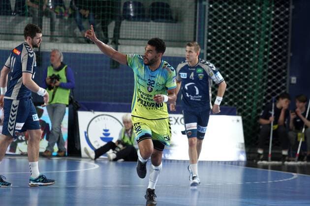 Adrine Dipanda (Saint-Raphael) HANDBALL : Coupe EHF - Phase de groupes - 5eme journee - Saint-Raphael Var Handball vs Füchse Berlin - 24 03 2018 KevinDomas Panoramic 