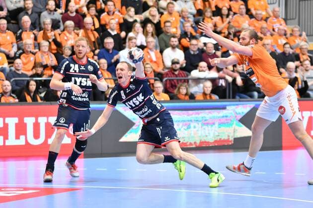 IFK Kristianstad SG Flensburg Handewitt EHF Champions League Kristianstad 24 03 18 Kristianstad 24 03 18 Sport Handball VELUX EHF Champions League Season 2017 2018 Round of 16 IFK Kristianstad SG Flensburg Handewitt Holger Glandorf SG Flensburg Handewitt 09 Arnar Freyr Arnarsson IFK Kristianstad 05 Jim Gottfridsson SG Flensburg Handewitt 24 xmmkx