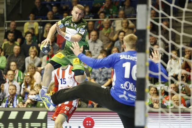 Lukas Mertens Magdeburg 22 throws a goal Handball EHC Cup SC Magdeburg SKA Minsk xtgx
