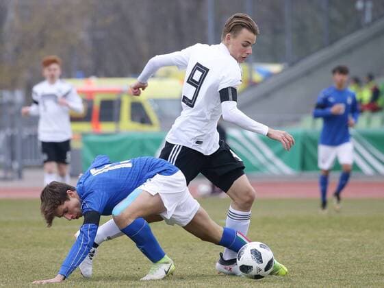 Ulm Football U 16 Internationals Germany vs Italy from left Riccardo Calafiori Ita Mika Schroers GER
