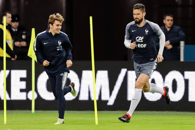 Fußball, Frankreich Training March 26, 2018 - Saint Petersburg, Russia - Antoine Griezmann (L) and Olivier Giroud during France national team Nationalteam training session ahead of International Friendly Länderspiel football match against Russia on March 26, 2018 at Saint Petersburg Stadium in Saint Petersburg, Russia. Russia v France - International Friendly  - ZUMAn230 20180326_zaa_n230_385 Copyright: xMikexKireevx
