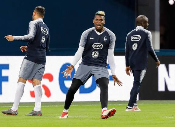 Fußball, Frankreich Training March 26, 2018 - Saint Petersburg, Russia - Paul Pogba (C) during France national team Nationalteam training session ahead of International Friendly Länderspiel football match against Russia on March 26, 2018 at Saint Petersburg Stadium in Saint Petersburg, Russia. Russia v France - International Friendly  - ZUMAn230 20180326_zaa_n230_388 Copyright: xMikexKireevx