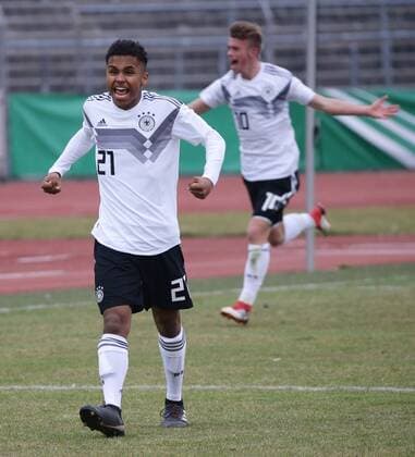 Ulm Football U 16 Internationals Germany vs Italy from the front Karim Adeyemi GER Marvin White GER Cheers