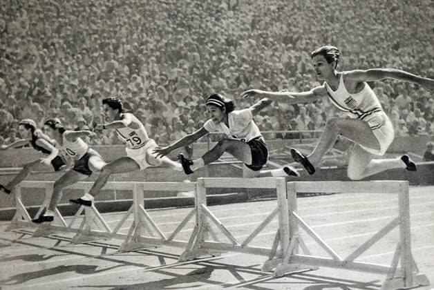 Photograph of Mildred Ella Babe Didrikson Zaharias (1911 - 1956) winning the 80m Hurdles at the 1932 Olympic Games Olympische Spiele Olympia OS Babe gained world fame in track and field and All-American status in basketball. 82514304st