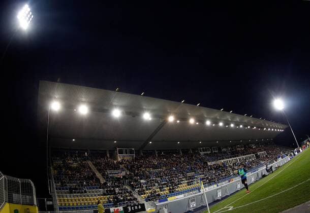 L li floodlight premiere in Jena Soccer 3 Liga FC Carl Zeiss Jena FC Würzburger Kickers xfsx