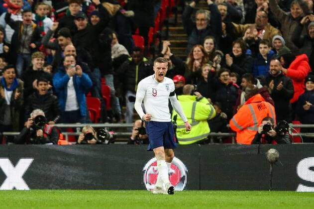 England s Jamie Vardy celebrates scoring the opening goal during the International Friendly Länderspiel match at Wembley Stadium, London. Picture date 27th March 2018. Picture credit should read: Charlie Forgham-Bailey Sportimage EDITORIAL USE ONLY. No use with unauthorised audio, video, data, fixture lists, club league logos or live services. Online in-match use limited to 120 images, no video emulation. No use in betting, games or single club league player publications.