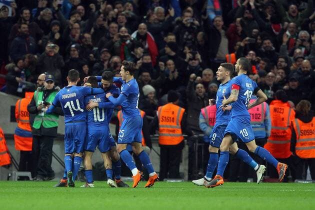 England v Italy International Friendly L?nderspiel Lorenzo Insigne of Italy celebrates scoring his sides 1st goal from the penalty spot during the International Friendly match at Wembley Stadium, London Content Not Available For UK Newspapers Copyright: xPaulxChestertonx FIL-11556-0040