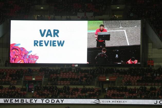 England v Italy International Friendly L?nderspiel After consulting the VAR system Referee Deniz Aytekin awards Italy a penalty during the International Friendly match at Wembley Stadium, London Content Not Available For UK Newspapers Copyright: xPaulxChestertonx FIL-11556-0042