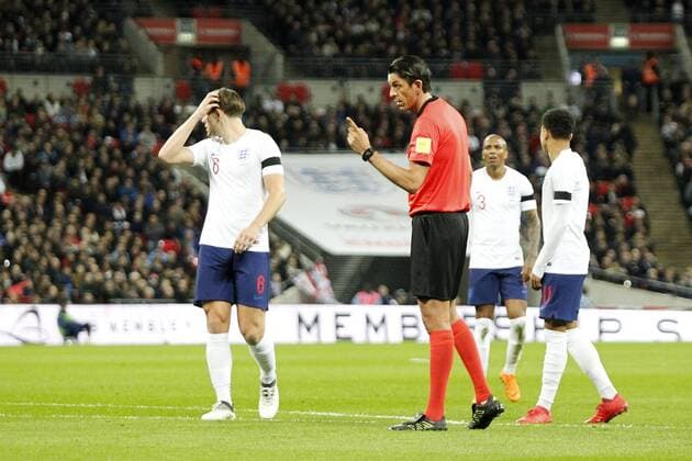 Referee, Deniz Aytekin has eyes on activity in the penalty box during the International Friendly Länderspiel match between England and Italy at Wembley Stadium, London, England on 27 March 2018. Copyright: xCarltonxMyriex 19390061