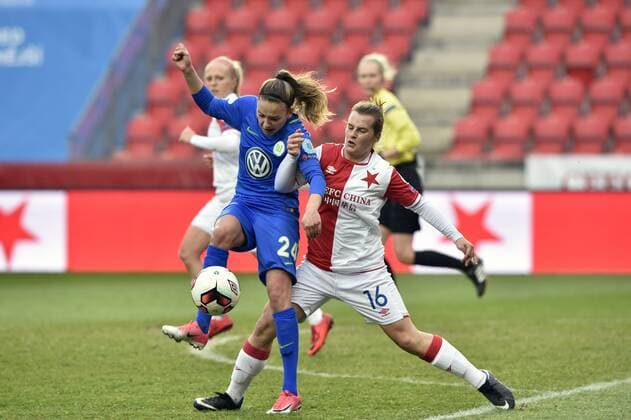 Joelle Wedemeyer of Wolfsburg, left, and Tereza Szewieczkova of Slavia in action during the UEFA Women s Champions League quarterfinal match SK Slavia Praha vs VfL Wolfsburg, in Prague, Czech Republic, March 28, 2018. (CTKxPhoto VitxSimanek) CTKPhotoP201803280963401  _VIS7852
