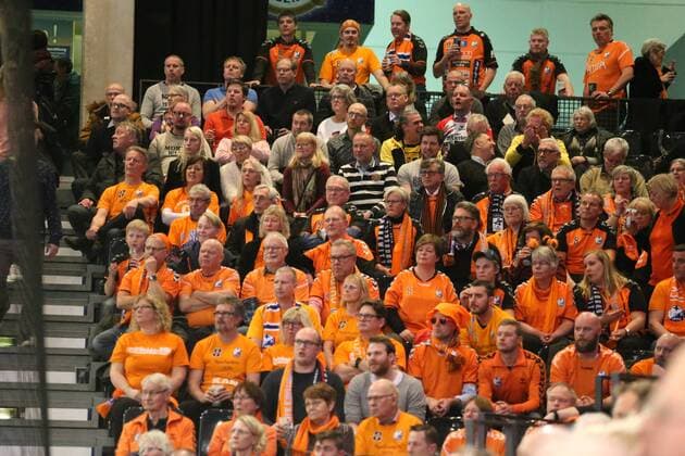 SG Flensburg Handewitt IFK Kristianstad EHF Champions League Flensburg 28 03 18 Flensburg 28 03 18 Sport Handball VELUX EHF Champions League Season 2017 2018 Eighth finals SG Flensburg Handewitt IFK Kristianstad with fans from IFK Kristianstad xmmkx