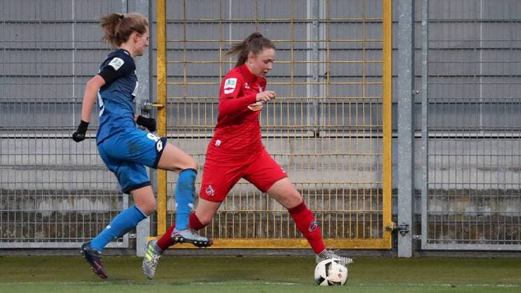 Maximiliane Rall TSG 8 Kristina Hild Cologne 27 Action Action Game Scene Soccer Allianz Women Bundesliga TSG 1899 Hoffenheim 1 FC Köln xozx