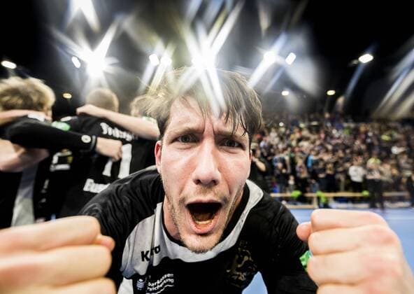 Handball Men 2 Bundesliga Season 2017 2018 HC Elbflorenz Dessau Rosslauer HV Thursday 29 03 2018 Ball GamesArena Dresden Dresdens Gabriel De Santis celebrates after the victory RM001