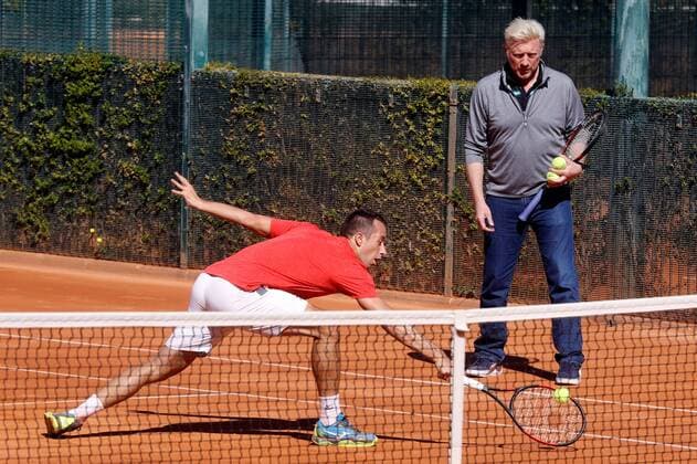 Themen der Woche - SPORT Bilder des Tages - SPORT German head coach of Davis Cup team Boris Becker (R) leads a team s training session next to player Philipp Kohlschreiber (L) held at Sporting Club Tennis in Valencia, eastern Spain, 31 March 2018. Spain will play against Germany in quarter finals of Davis Cup from 06 to 08 Abril. German team of Davis Cup training !ACHTUNG: NUR REDAKTIONELLE NUTZUNG!  Copyright: xKaixFoersterlingx GRAF3454 20180331-636581171716138464
