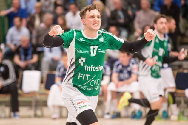 Torjubel Patrick Schmidt 17 DJK Rimpar Wolves Bergischer HC vs DJK Rimpar Wolves Handball 2 Handball Bundesliga 31 03 18 Wuppertal NRW Germany Uni Halle Copyright: xcdnx