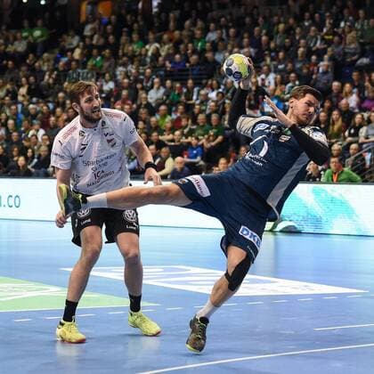 Handball Men EHF Cup Season 2017 18 Group B Füchse Berlin Lugi HF Jakob Wickman Modigh No 2 Lugi HF Erik Schmidt No 28 Füchse Berlin 01 04 18 Copyright: xMichaelxHundtx xMatthiasxKochx