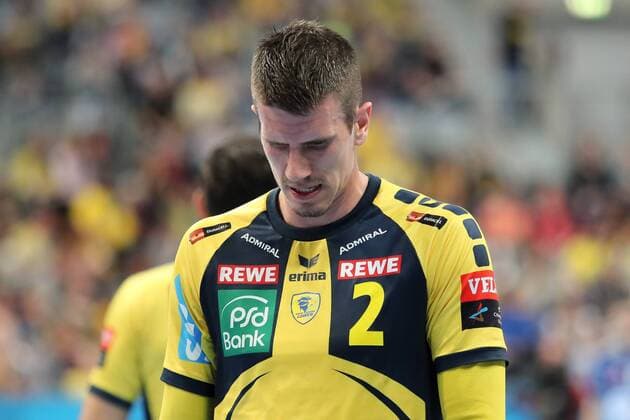 Andre Schmid Andy Schmid RNL 2 disappointed looking disappointment frustration disappointed pessimistic single action Action Champions League Rhein Neckar Löwen PGE Vive Kielce xozx