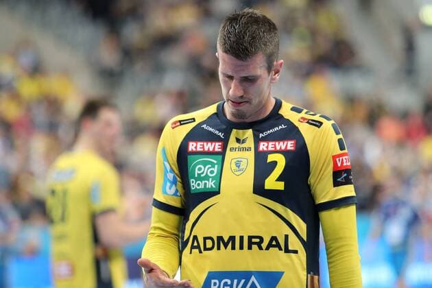 Andre Schmid Andy Schmid RNL 2 disappointed looking disappointment frustration disappointed pessimistic single action Action Champions League Rhein Neckar Löwen PGE Vive Kielce xozx
