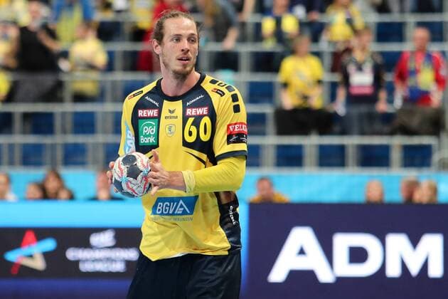 Kim Ekdahl du Rietz RNL 60 on the ball Game scene Single action Action Handball Champions League Rhein Neckar Löwen PGE Vive Kielce xozx