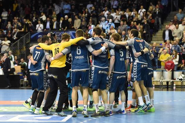 Handball Men EHF Cup Season 2017 18 Group B Foxes Berlin Lugi HF cheering after the whistle at the foxes 01 04 18 Copyright: xMichaelxHundtx xMatthiasxKochx
