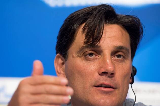 Bilder des Tages - SPORT Sevilla s FC head coach, Vicenzo Montella, addresses a press conference PK Pressekonferenz after the team s training session at the city in Seville, Spain, 02 April 2018. Sevilla FC will face FC Bayern Munich in a Champions League match 03 April 2018. Sevilla FC training session !ACHTUNG: NUR REDAKTIONELLE NUTZUNG!  Copyright: xRAÚLxCAROx GRAF4386 20180402-636582765907564908