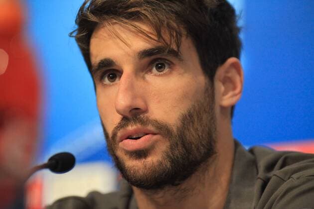 2nd April 2018, Ramon Sanchez Pizjuan, Seville, Spain; UEFA Champions League football, Sevilla versus Bayern Munich, pre match press conference PK Pressekonferenz and training session; Javi Martinez of Bayern Munich during the press conference  ActionPlus12007882